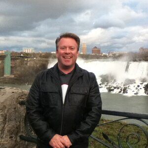 Meet your Posher, Todd